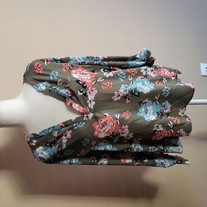 New Simply Styled Top